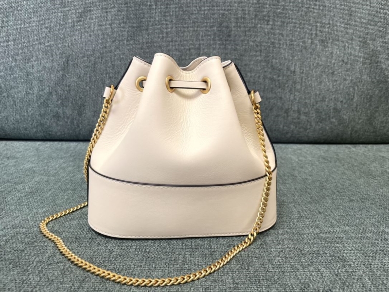 Va1e*ntin0 bucket bag